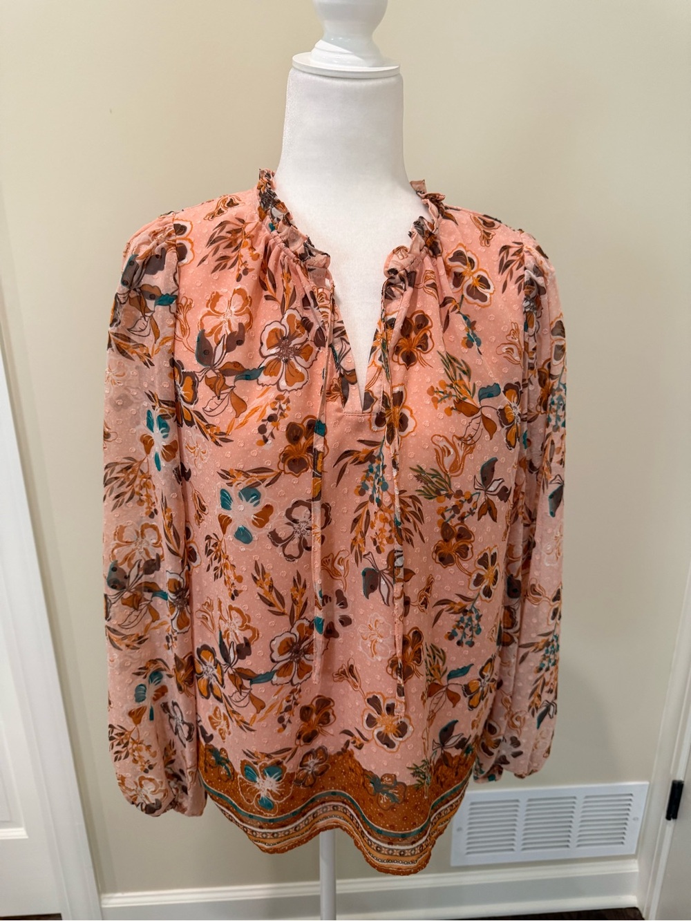 Joie- Peach-Brown Floral Swiss Dot Peasant Blouse with Rust Trim